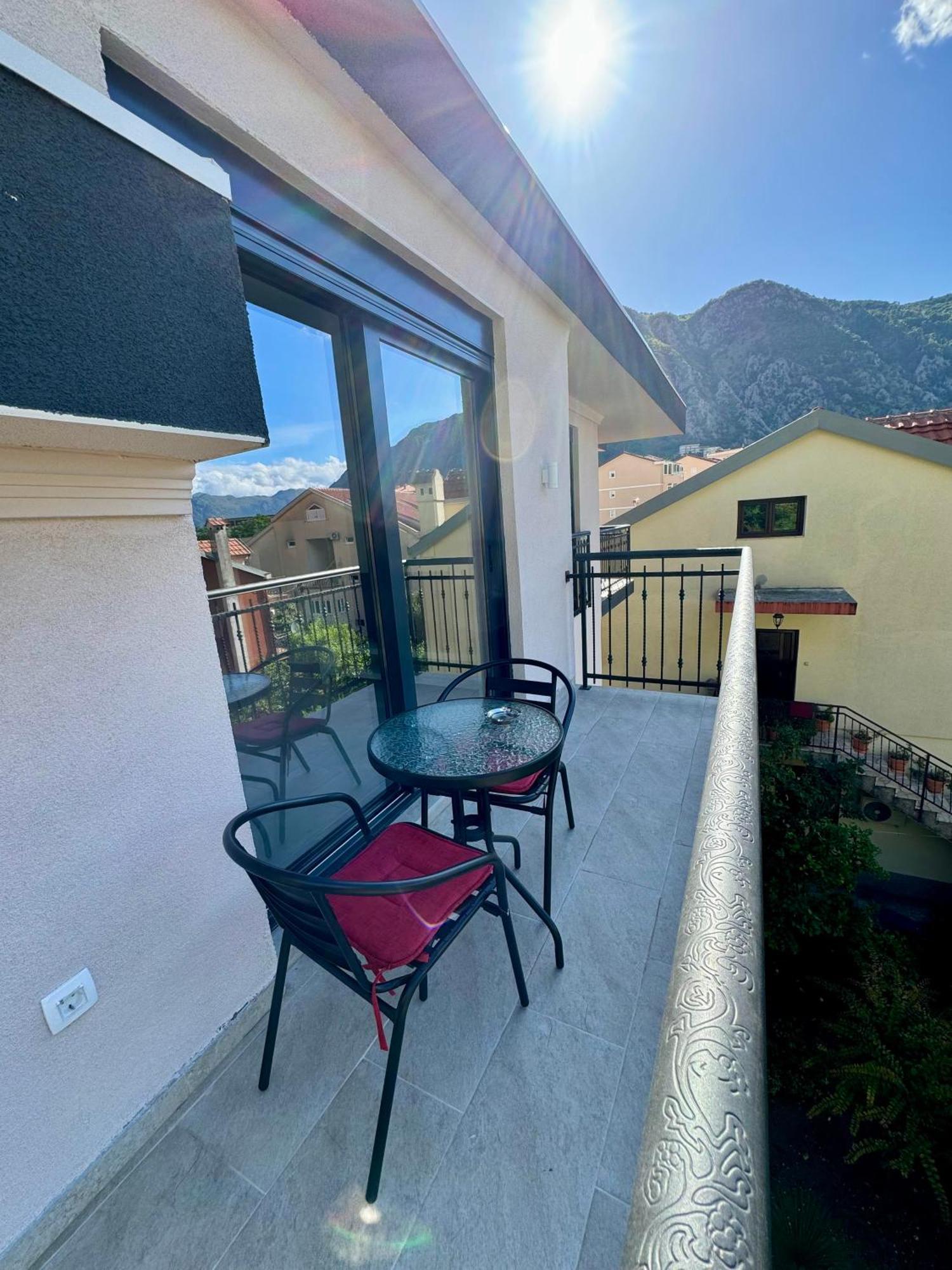 Harmony Garden Apartments Kotor Bagian luar foto