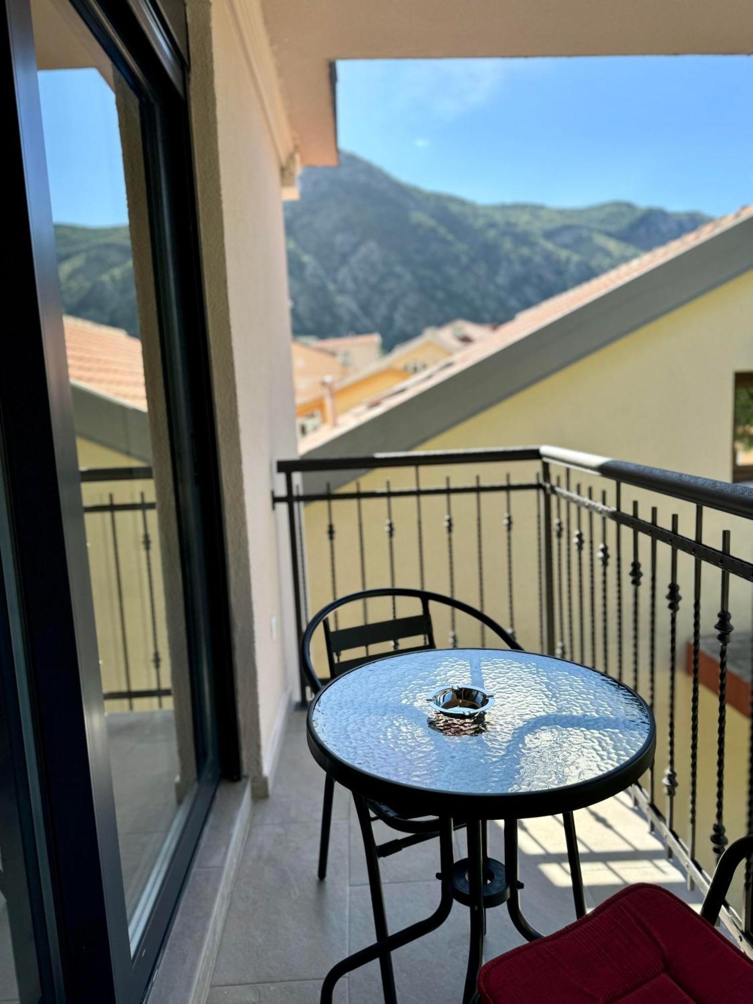 Harmony Garden Apartments Kotor Bagian luar foto