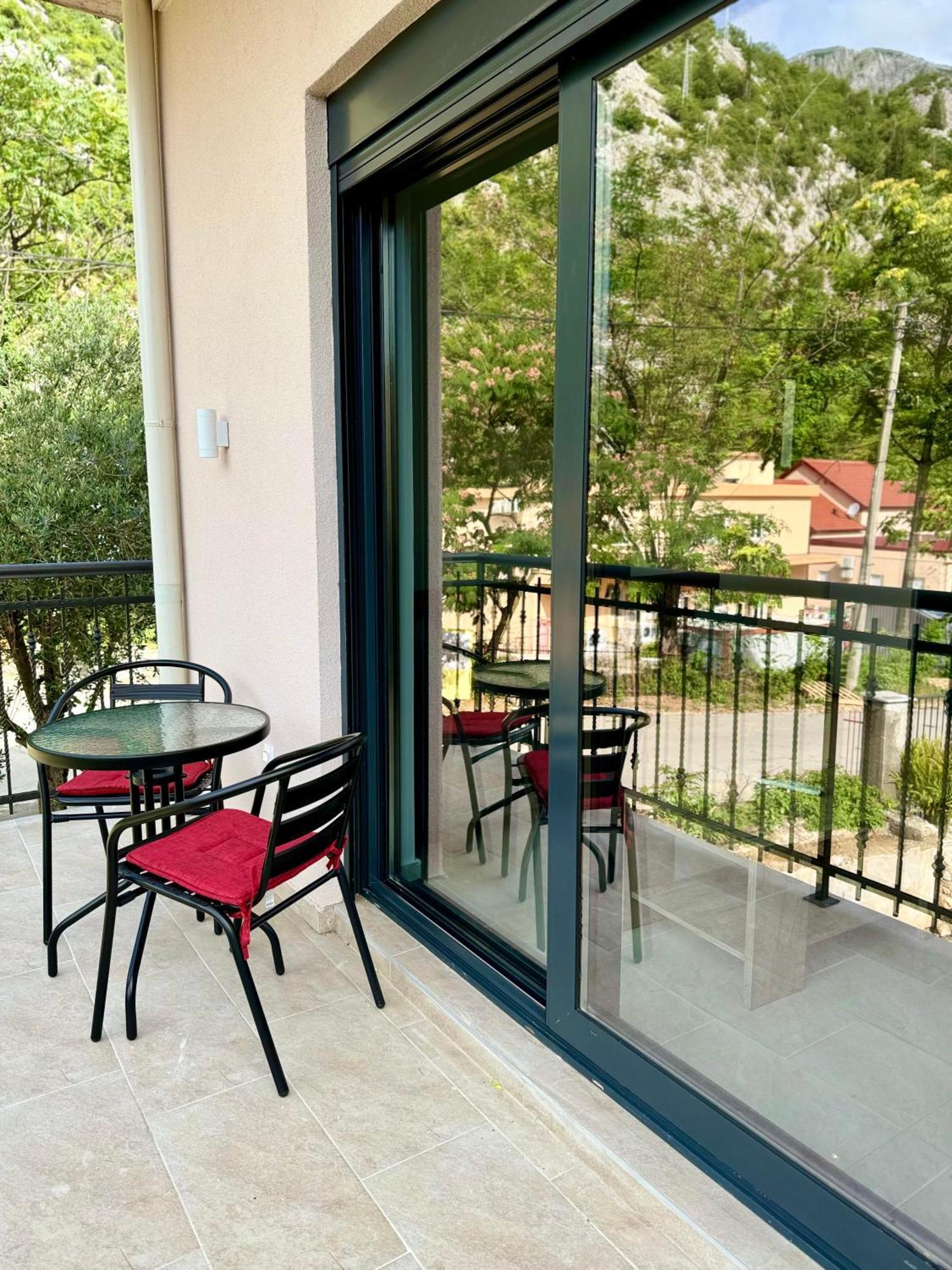 Harmony Garden Apartments Kotor Bagian luar foto